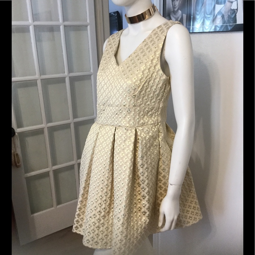 Glamorous Gold