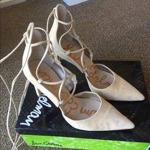 Sam Edelman Lace-up “Helaine” Heel- Suede- SZ 8