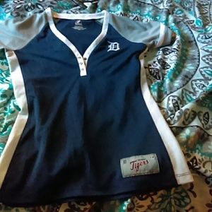 Detroit tiger shirt