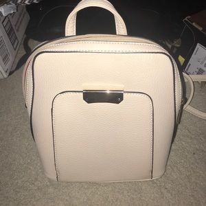 Soft Nude small bookbag