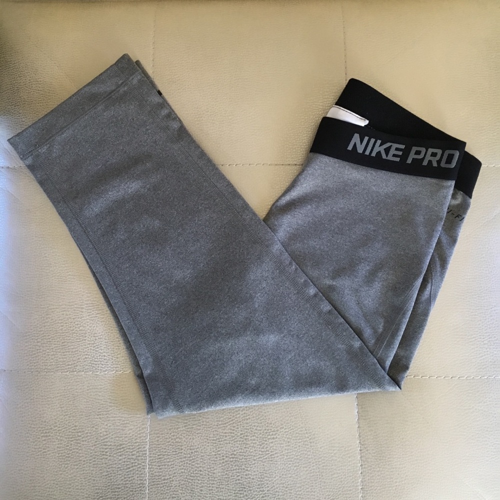 Nike Pro Cropped Leggings