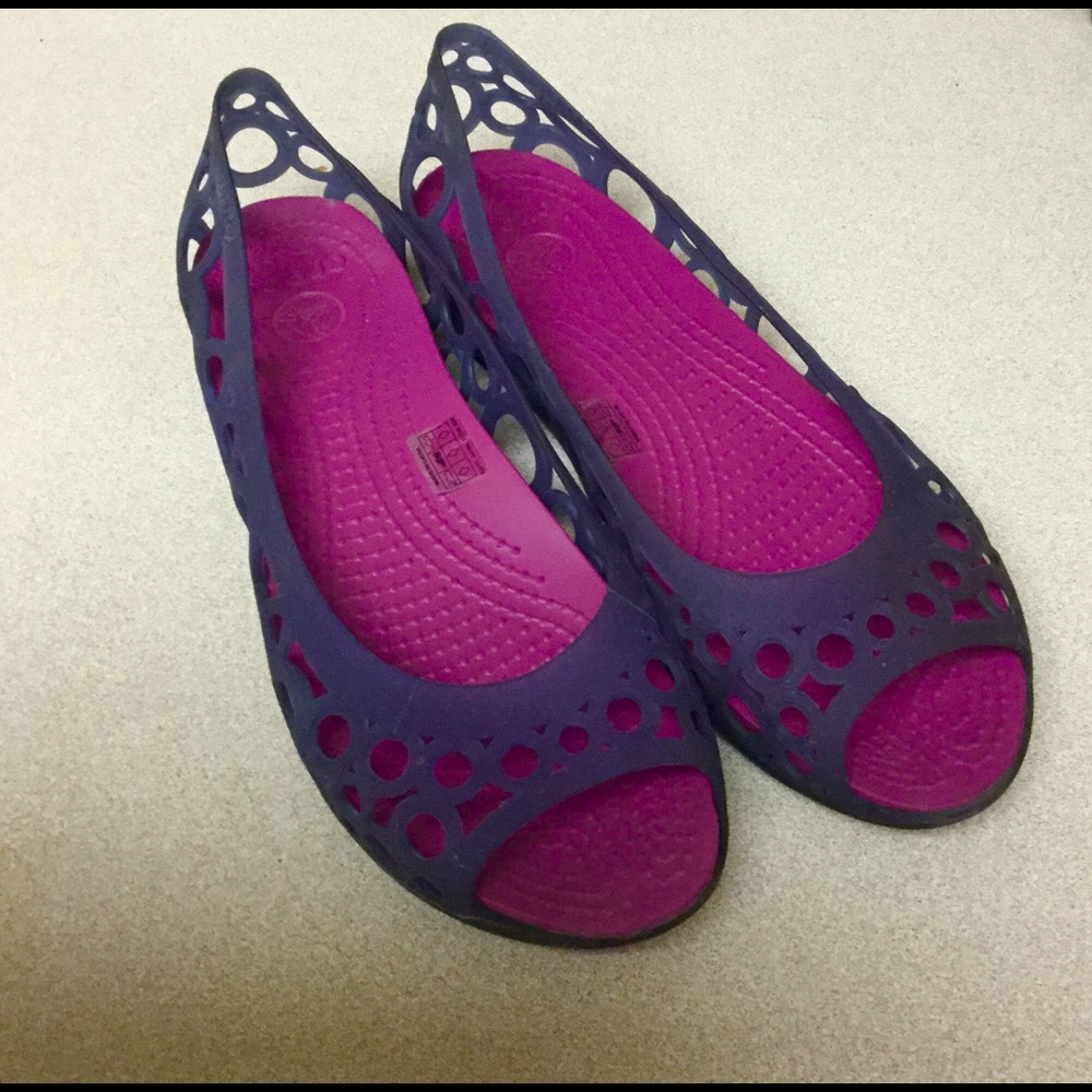 CROCS Women's Adrina  purple jelly flats, size 7