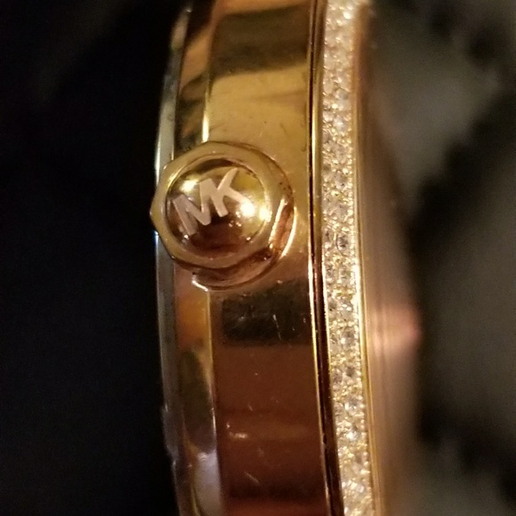 Michael Kors Rosegold diamond studded watch main image 6