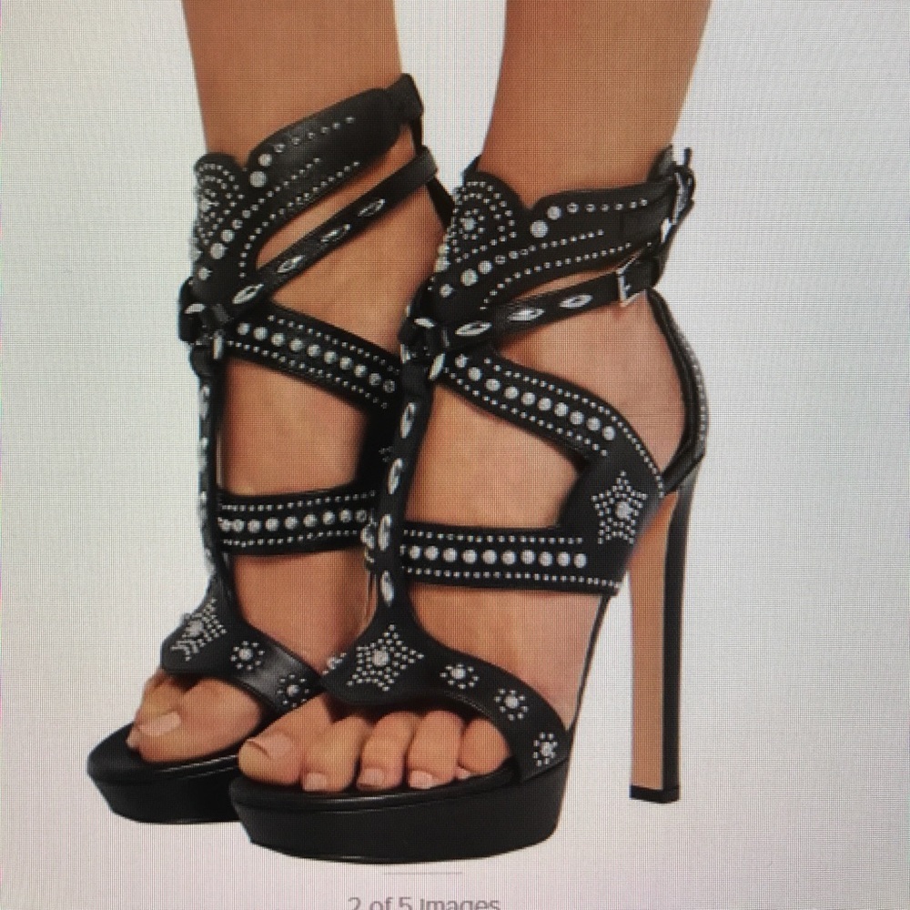 Alexander McQueen metal studded heels 39.5