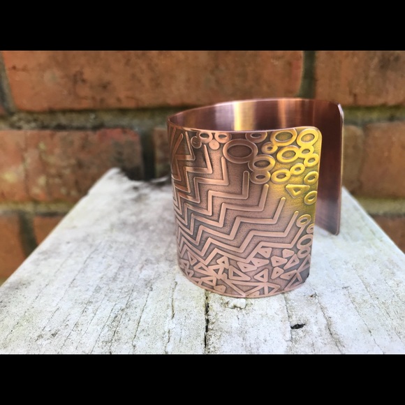 Copper cuff, Wonder Woman Cuff. New - Picture 2 of 7