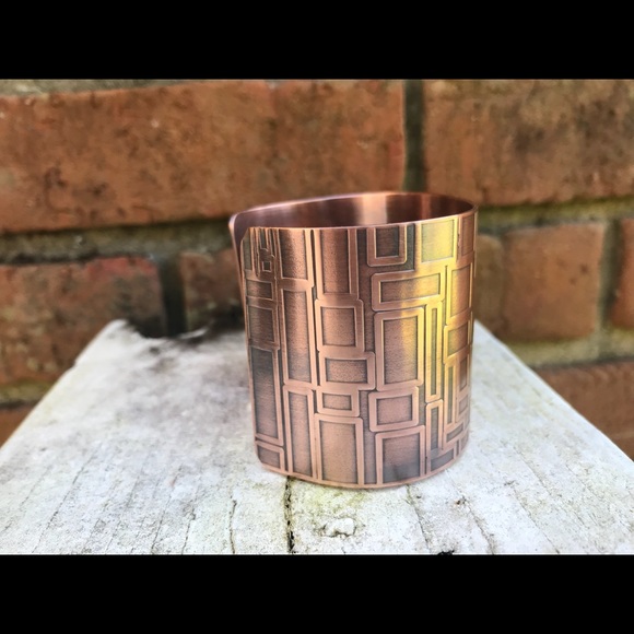 Copper cuff, Wonder Woman Cuff. New - Picture 3 of 7
