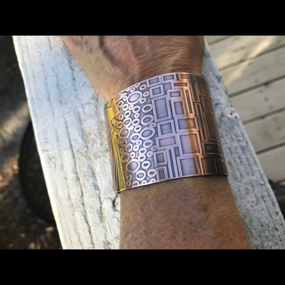 Copper cuff, Wonder Woman Cuff. New - Picture 5 of 7