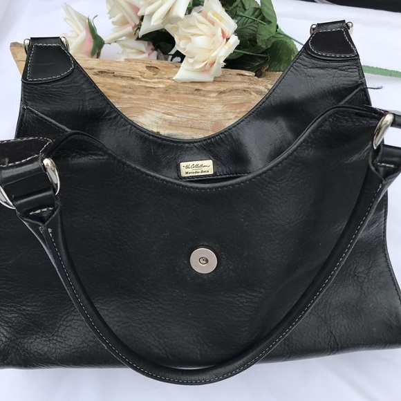 Mercedes Benz Collection Handbags - Mercedes - Benz Black Purse