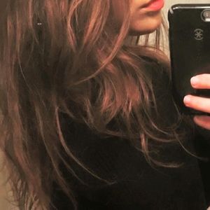 Meet your Posher, Claire