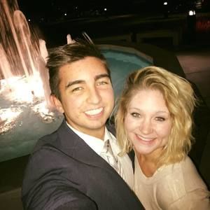 Meet your Posher, Tara