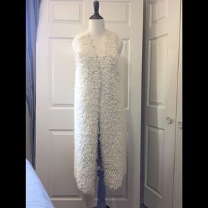Super soft!! ♡ Faux Fur Shearling/Suede Boho Vest