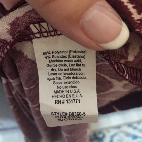 Last one!!! SMALL Burgundy Faux wrap dress - Picture 5 of 6