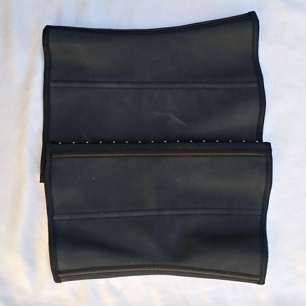 Brand new waist trainer. Too big for me.
