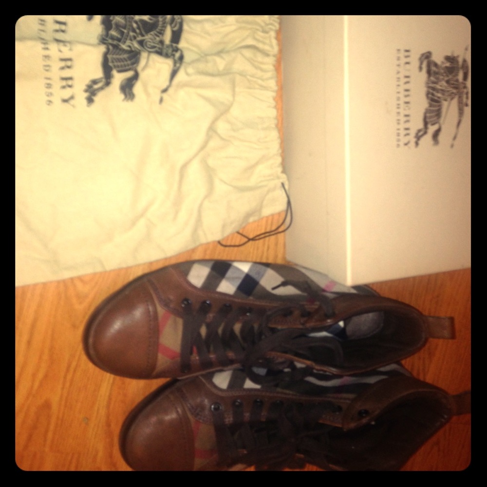 The Vulcanised Hi Top Burberry