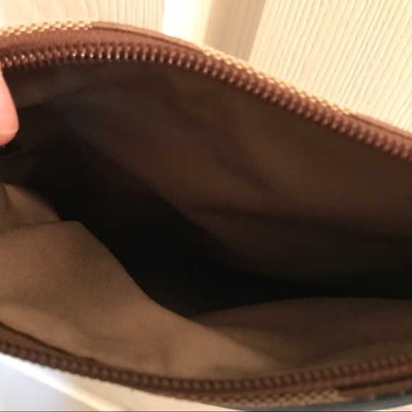 Authentic Coach Messenger Bag - Picture 4 of 5