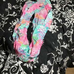 Oh Shello infinity scarf small one