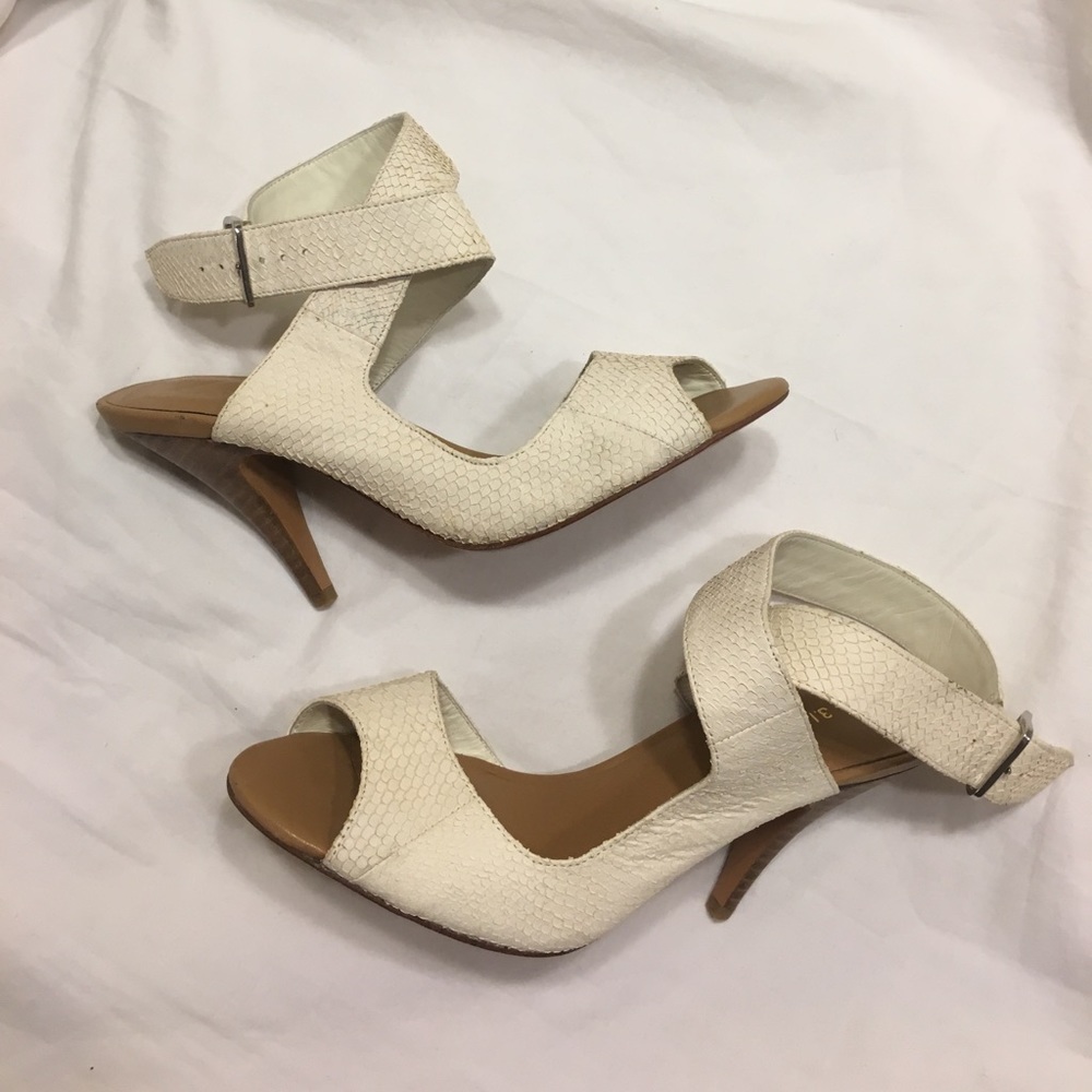 🎉HP🎉🆕 3.1 Phillip Lim Dahlia White Snake Heels - Picture 3 of 7