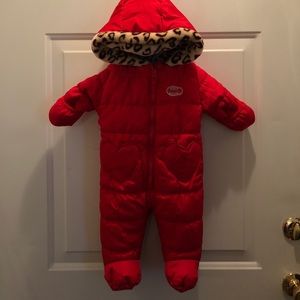 Steve Madden snow suit 3-6months