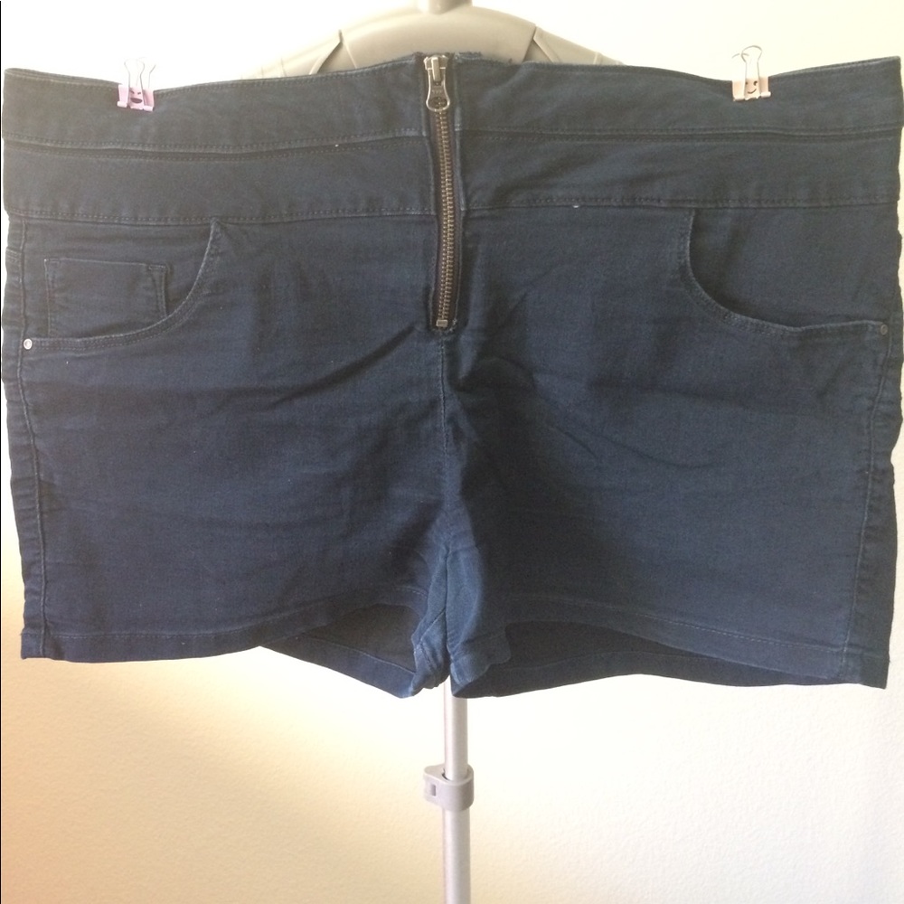 Dark Blue Highwaist Shorts