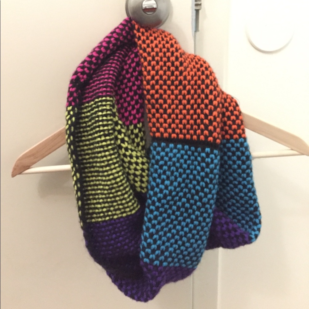 Multicolor scarf