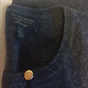 Cashmere sweater top
