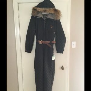 Ski suit
