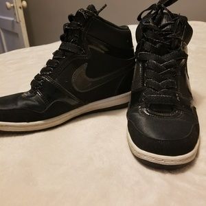 Nike women's wedge sneakers