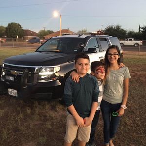 Meet your Posher, Tomas