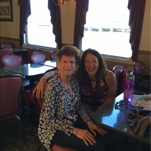 Meet your Posher, Jen