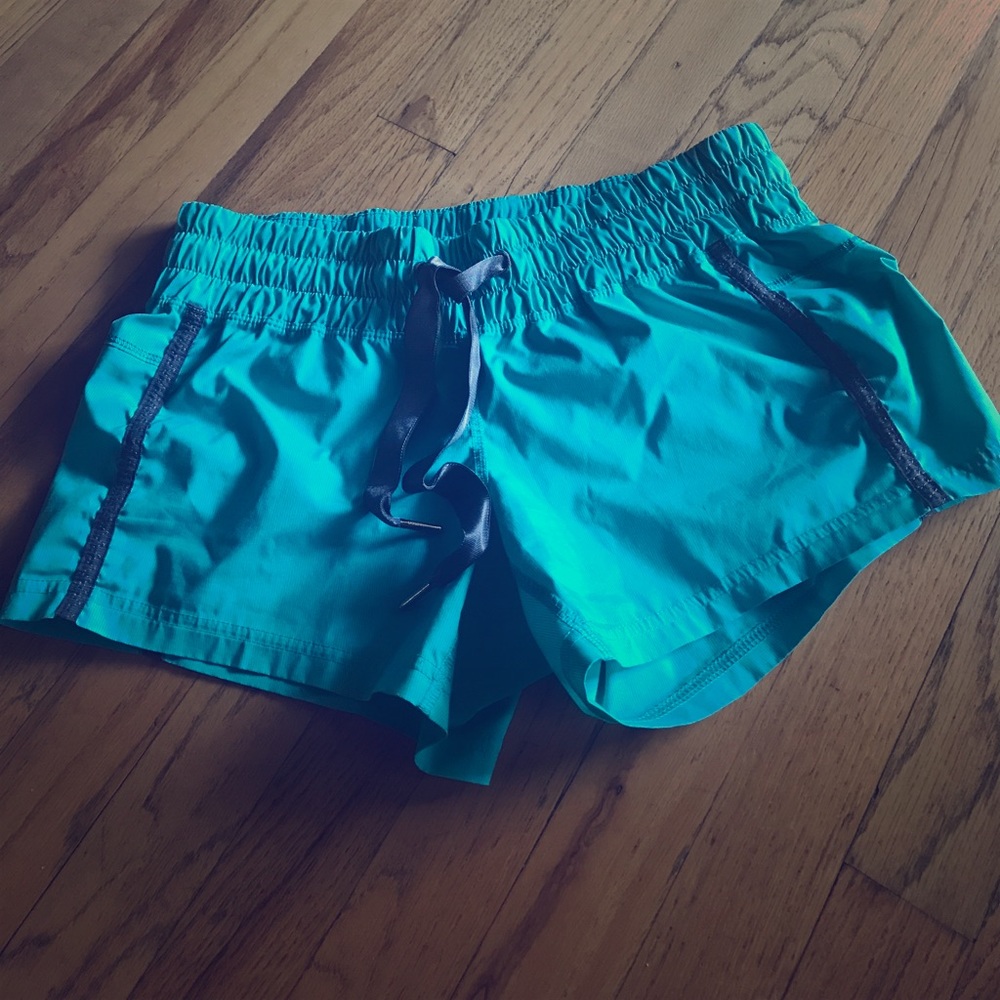 Lululemon Shorts EUC