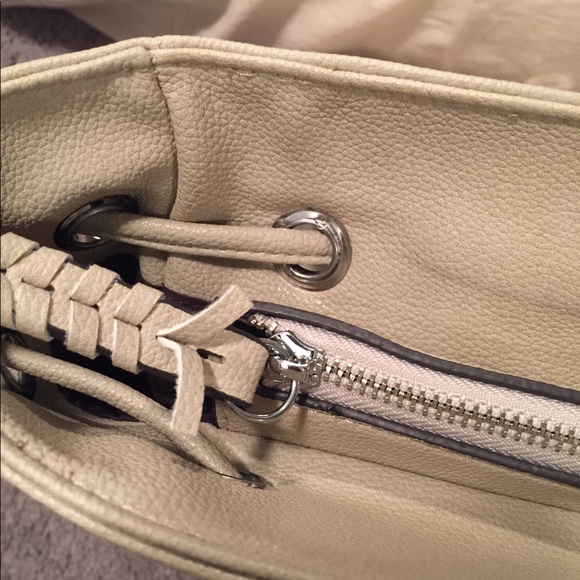 NWT Chinese Laundry backpack purse. - Picture 5 of 5