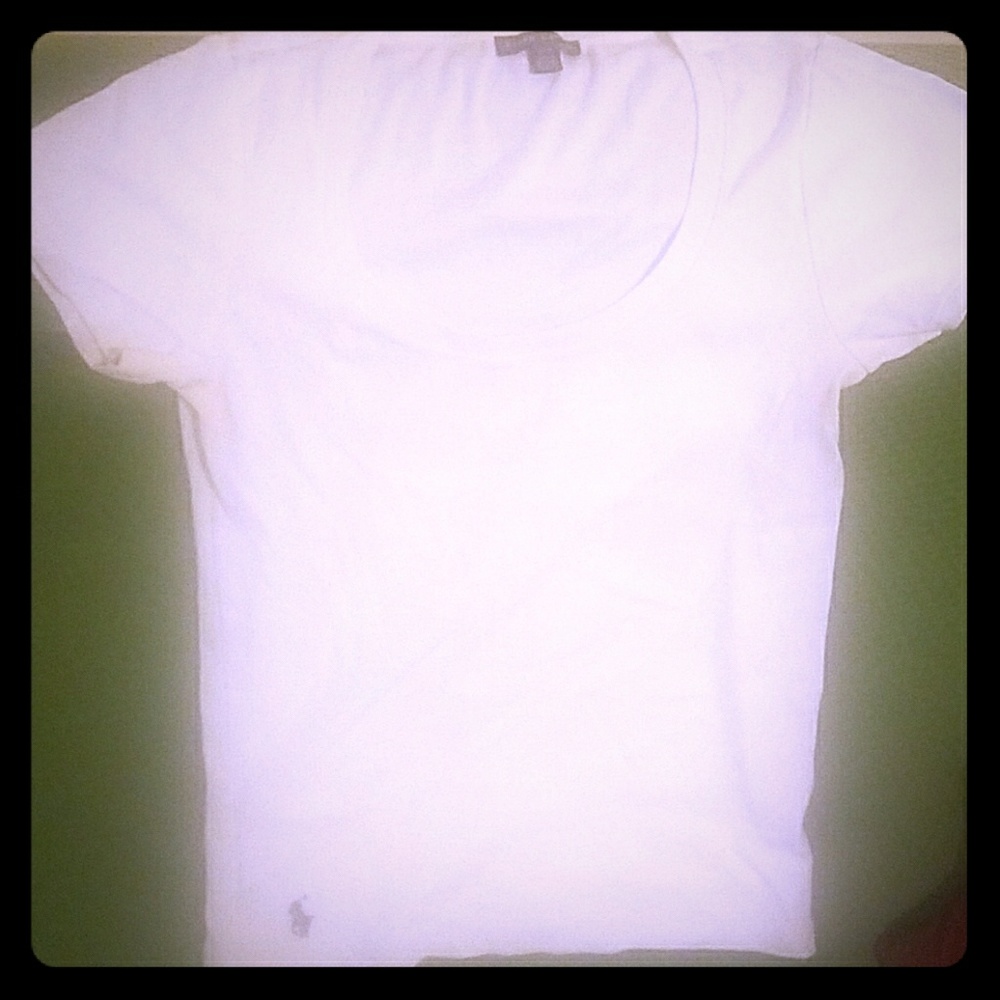 White casual top