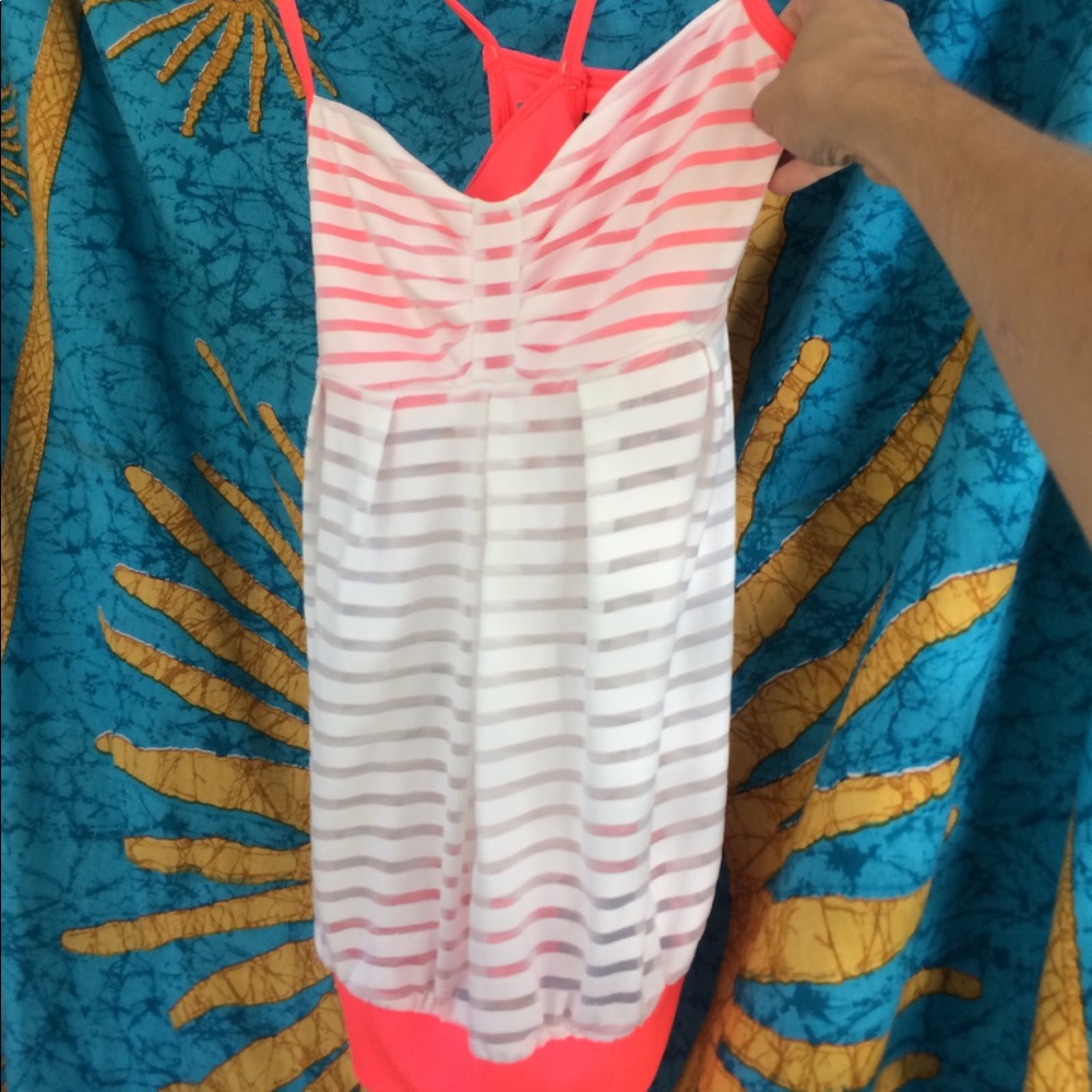 Inphorm White & pink tank top, racer back