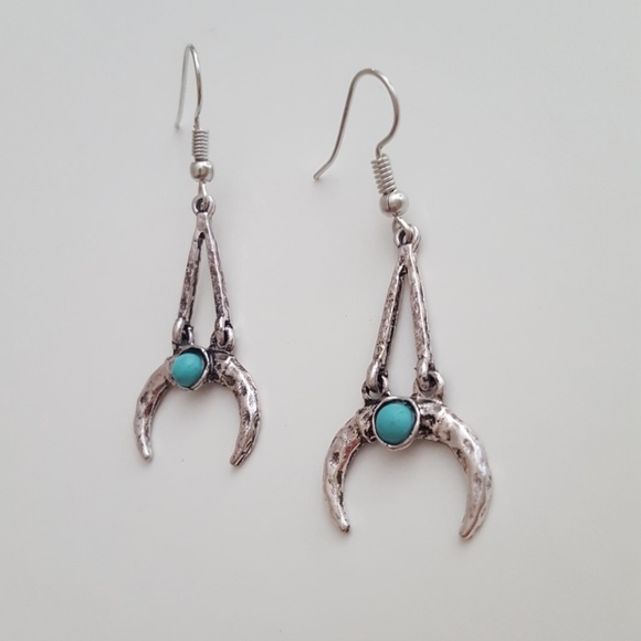 Tribal Crescent Earrings - Picture 3 of 4