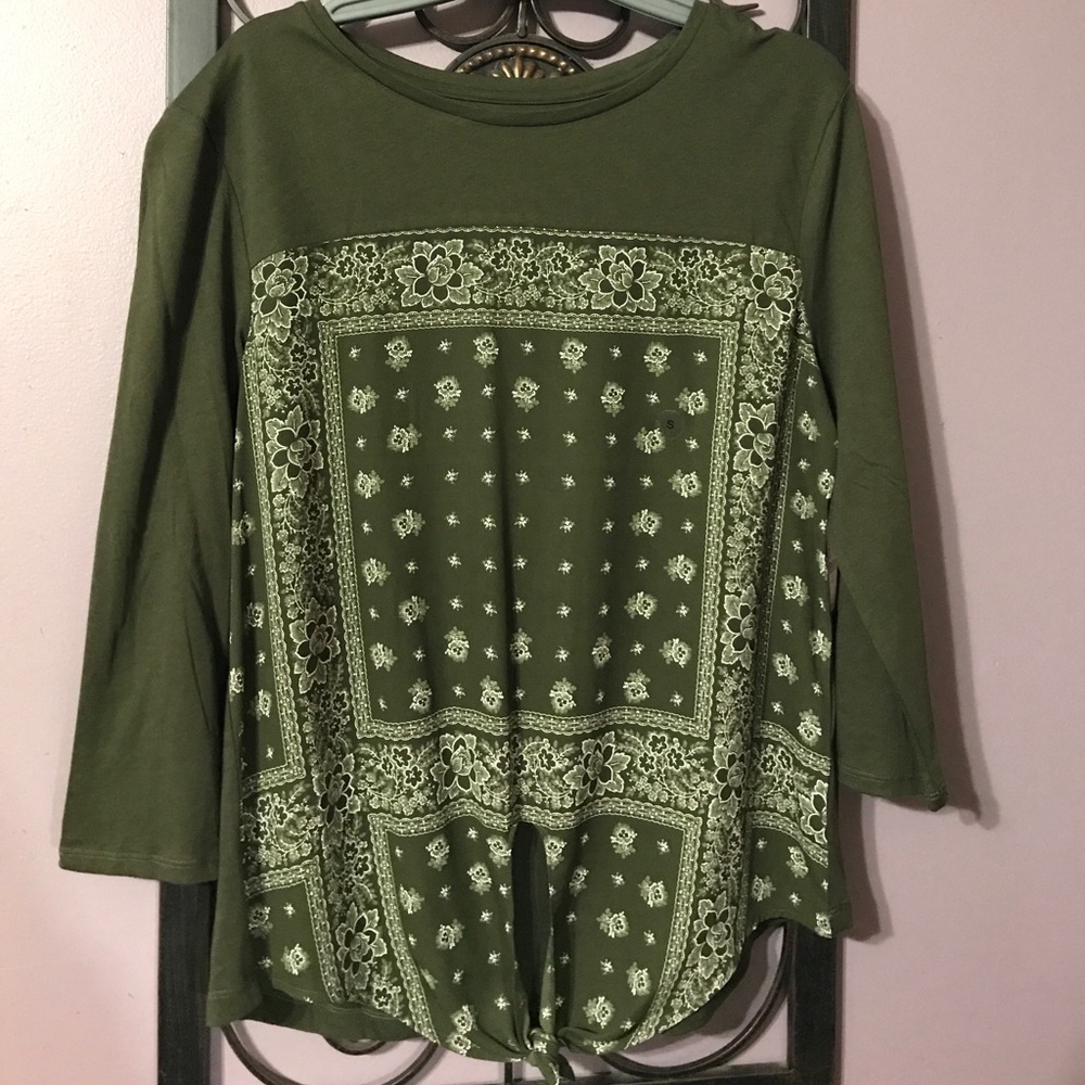 NWT New York & Company, Green , 3/4 sleeve, top