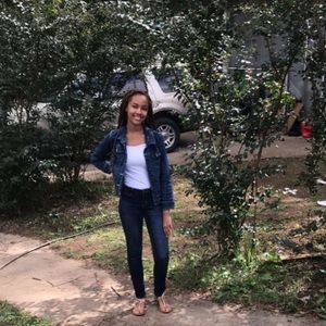 Meet your Posher, Tori