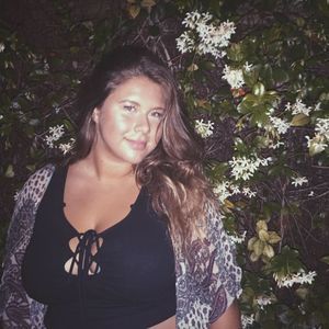 Meet your Posher, Isabella