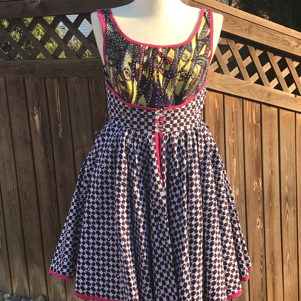 🎊HP🎊 African Print Women’s Sleeveless Dress. - Picture 3 of 8