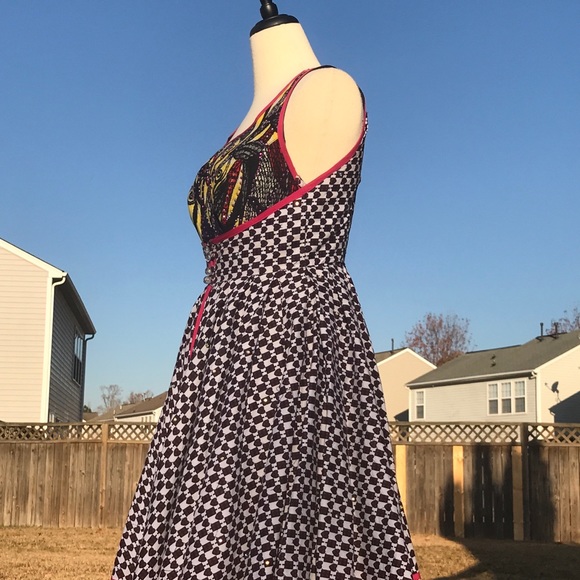 🎊HP🎊 African Print Women’s Sleeveless Dress. - Picture 8 of 8