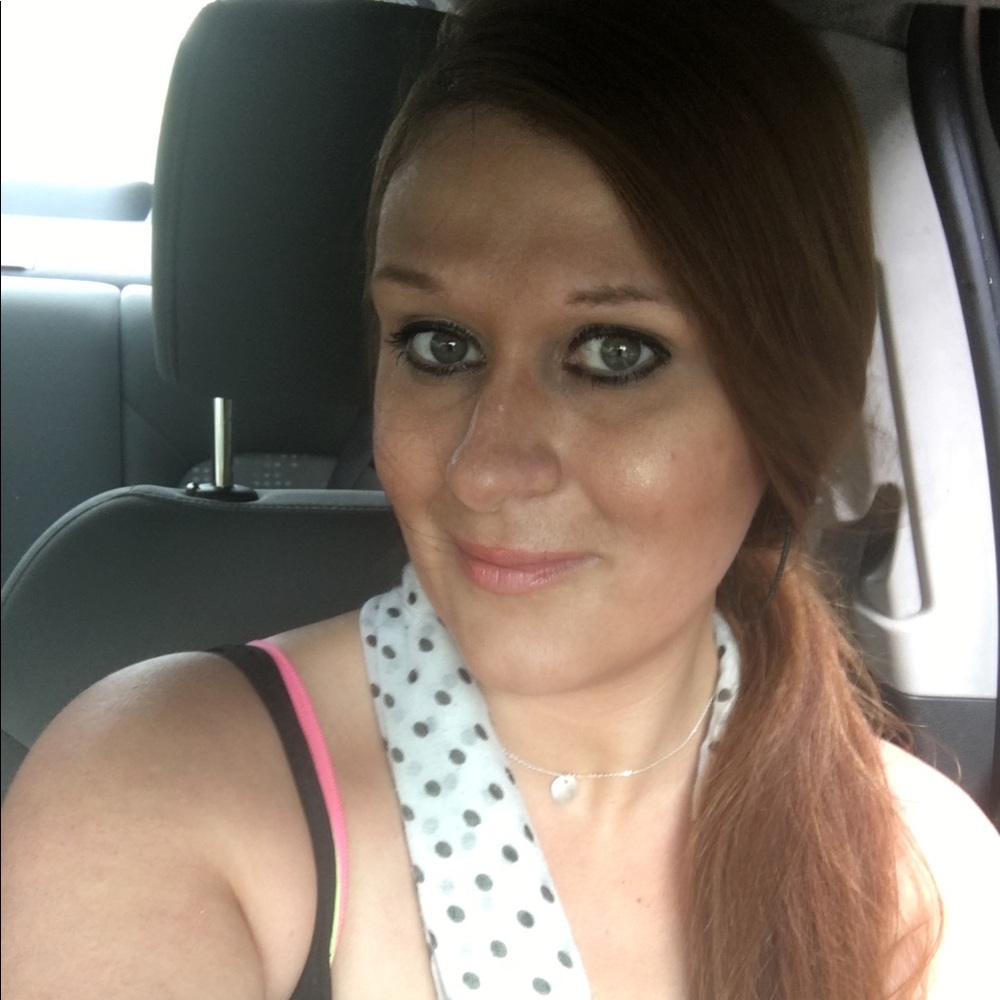 Meet your Posher, Andrea