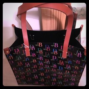 Dooney and Bourke Medium Shopper