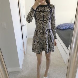 💜 Gorgeous pattern sweater dress