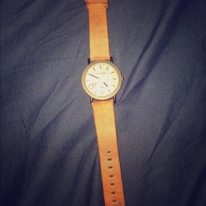 Wood-finished Feifan watch