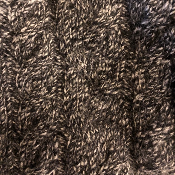 Express turtle neck sweater - Picture 2 of 2