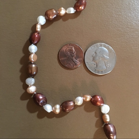 Tan brown and white string of pearls. - Picture 3 of 7