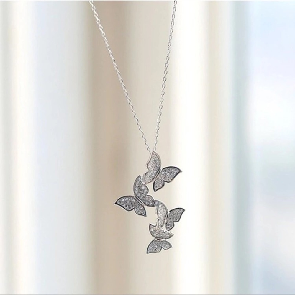 Elegant 100% 925 Silver AAA CZ Butterfly necklace