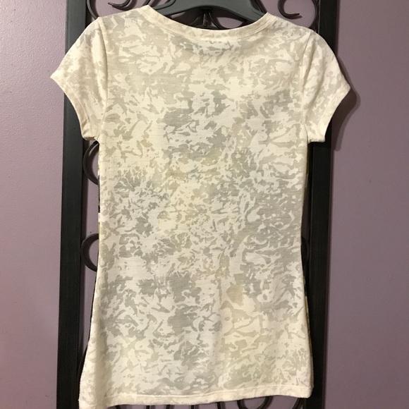 INC top, great colors, short sleeve - Picture 4 of 6