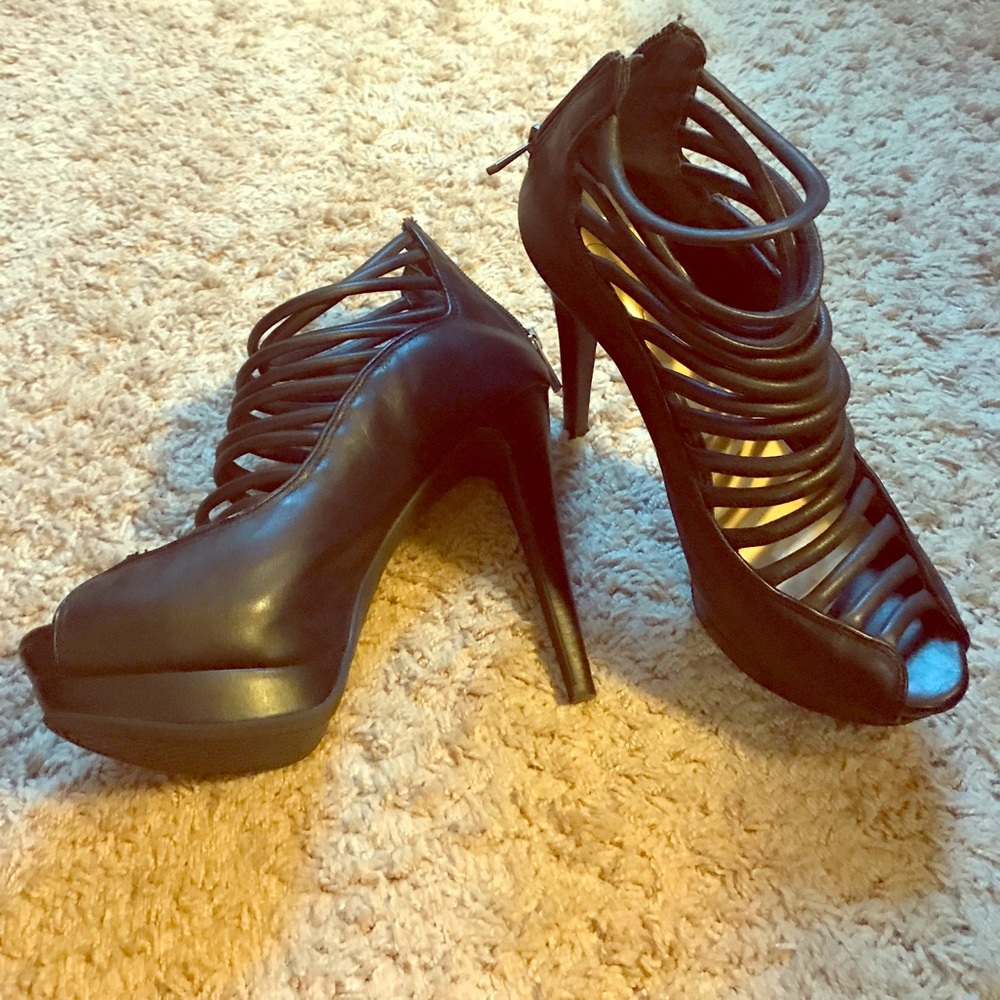 Jessica Simpson Segel Platform Heels