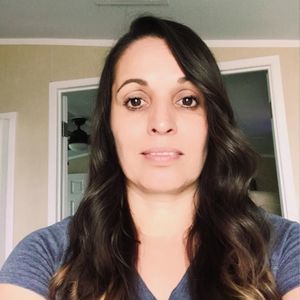 Meet your Posher, Nuvia