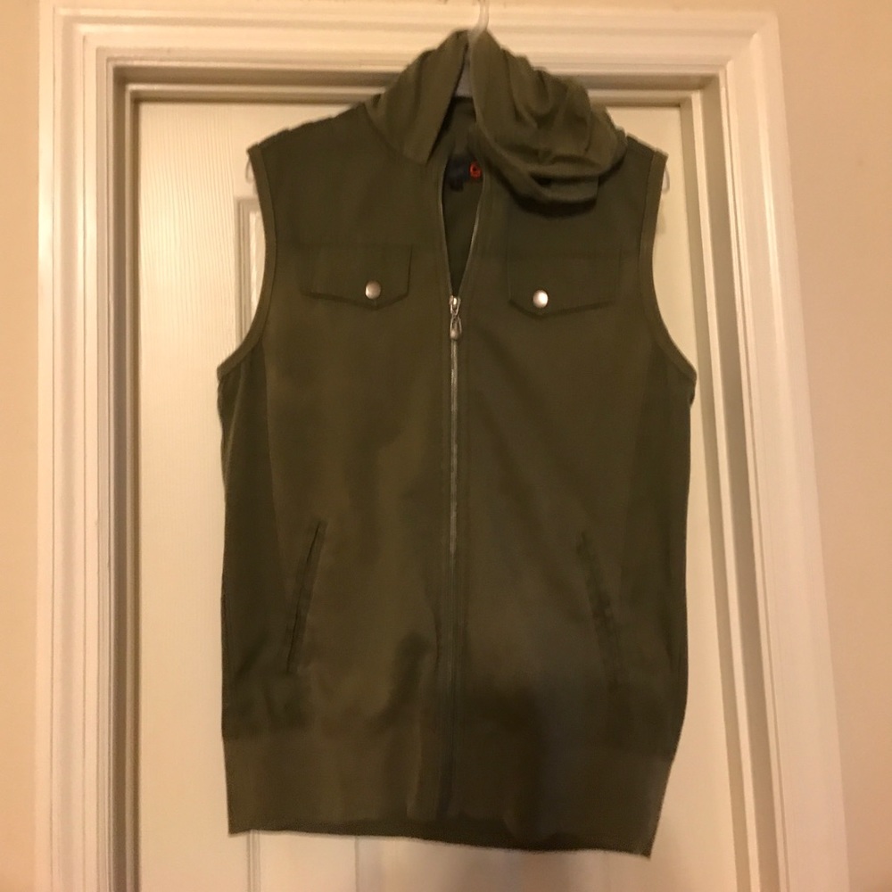 Hoodie Vest